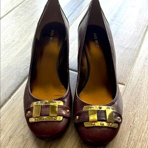 Nine West Brown Heels with Gold Accents